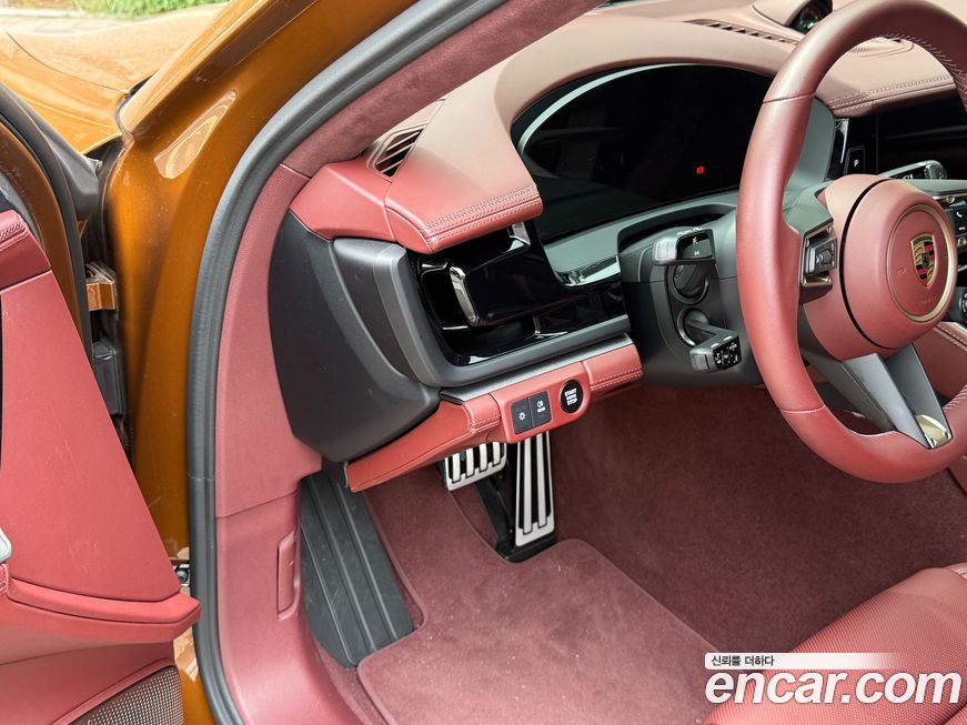 Porsche Panamera 2025