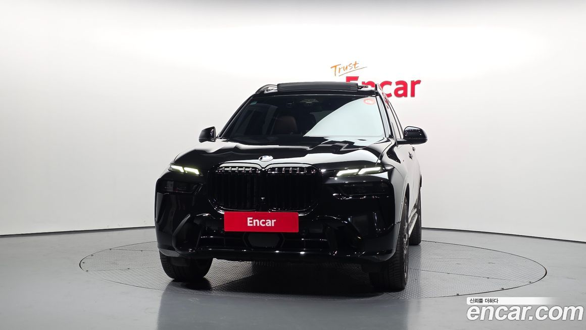 BMW X7 2025