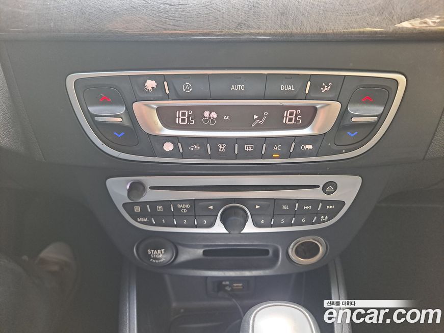 Renault-KoreaSamsung SM3 2011