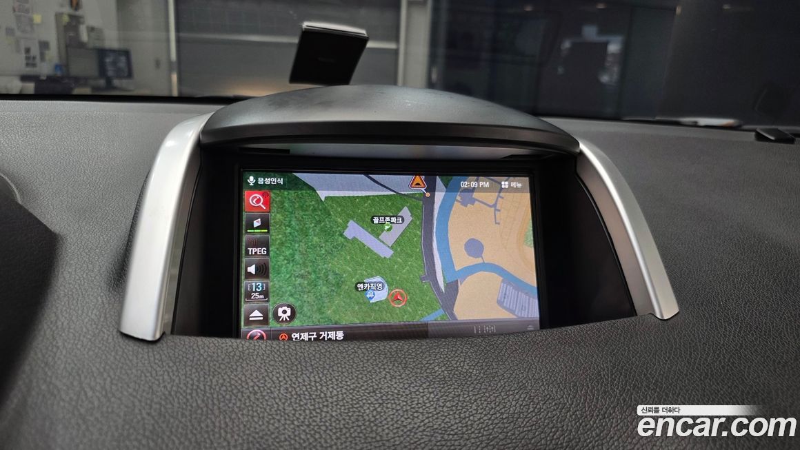 Renault-KoreaSamsung QM5  2011