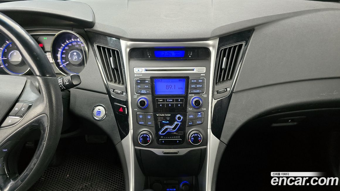 Hyundai Sonata 2011