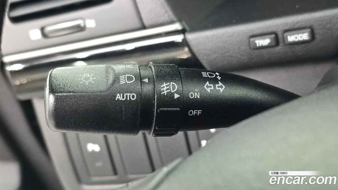 Kia OPIRUS 2011