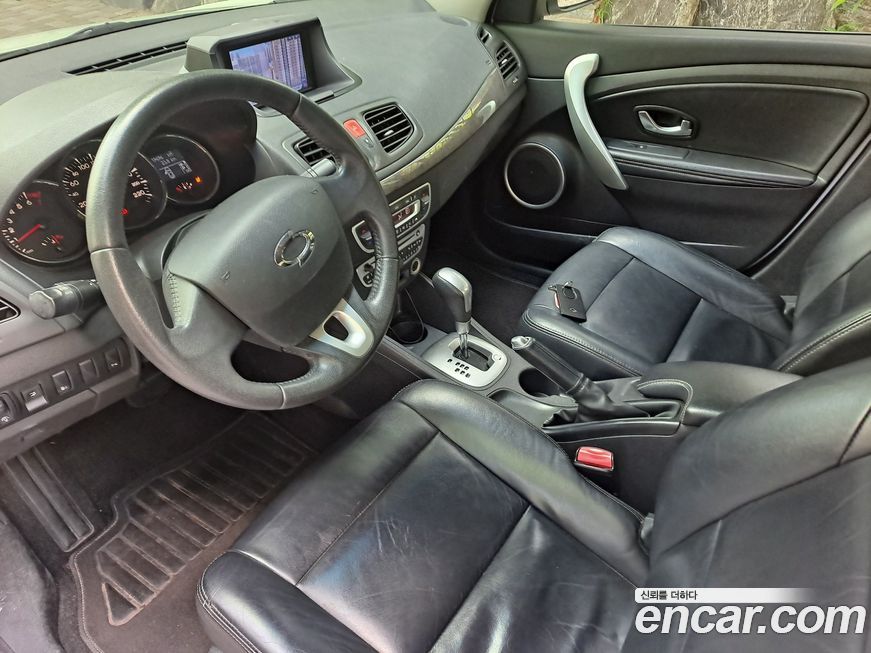 Renault-KoreaSamsung SM3 2011