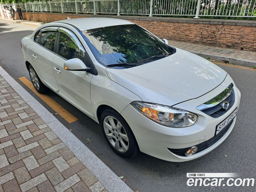 Renault-KoreaSamsung SM3 2011