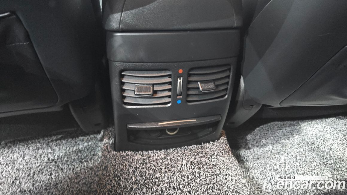 Kia OPIRUS 2011
