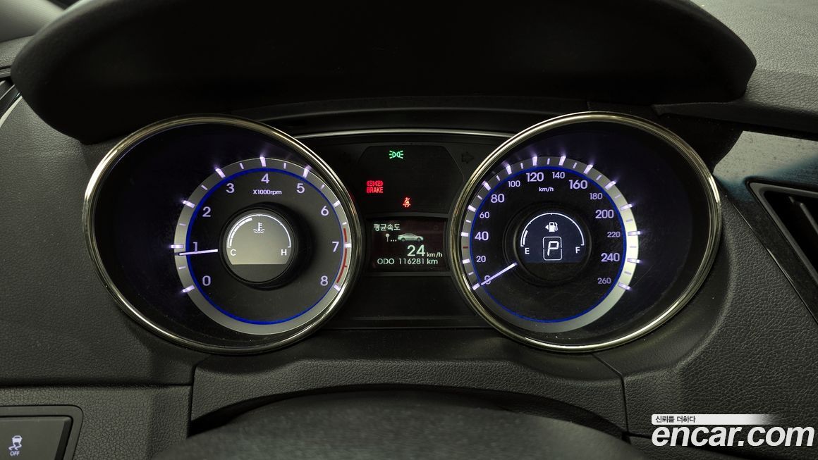 Hyundai Sonata 2011