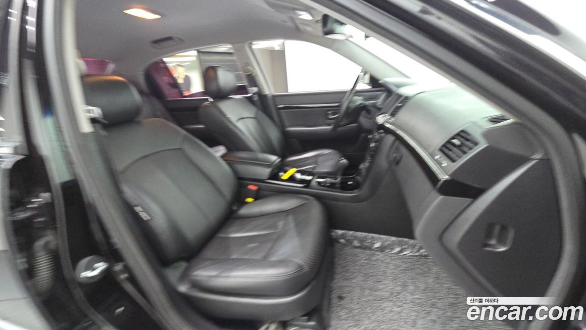 Kia OPIRUS 2011