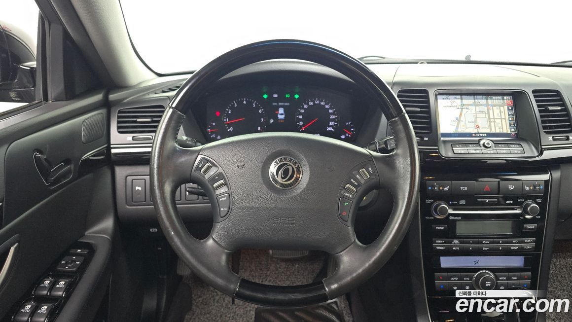 Kia OPIRUS 2011