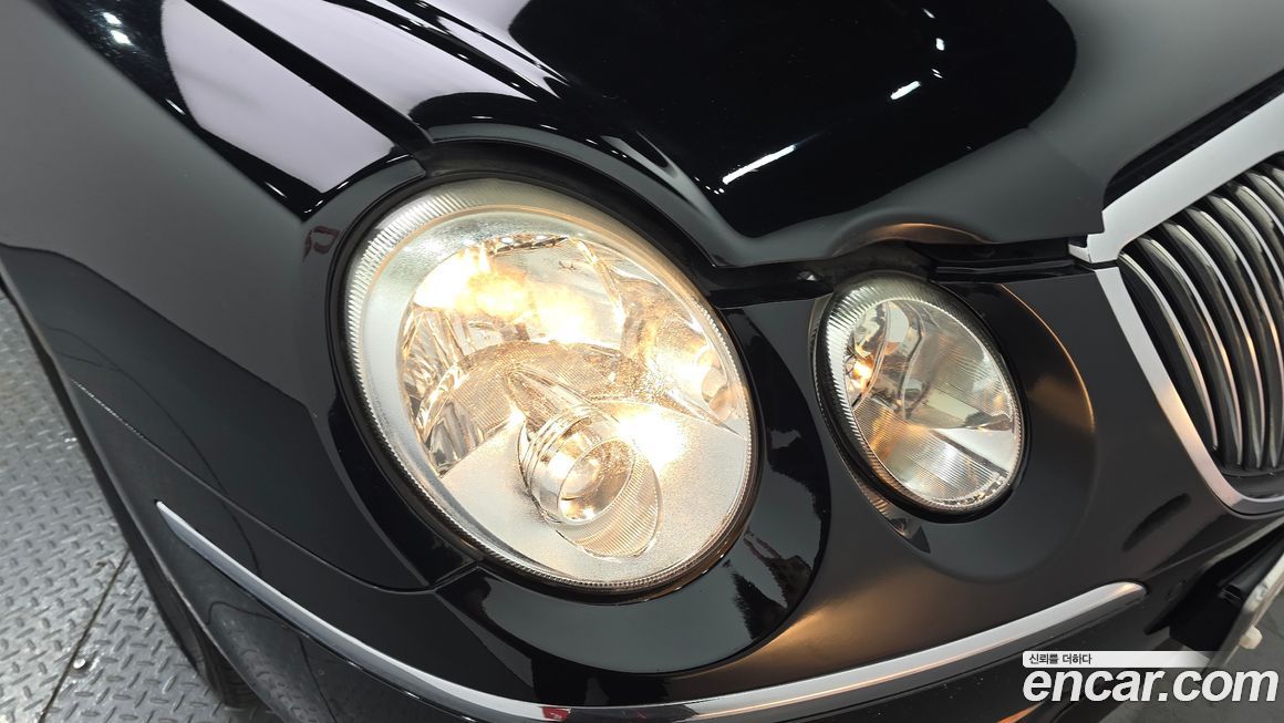 Kia OPIRUS 2011