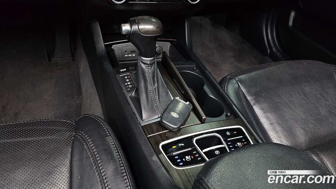 Kia K7 2012