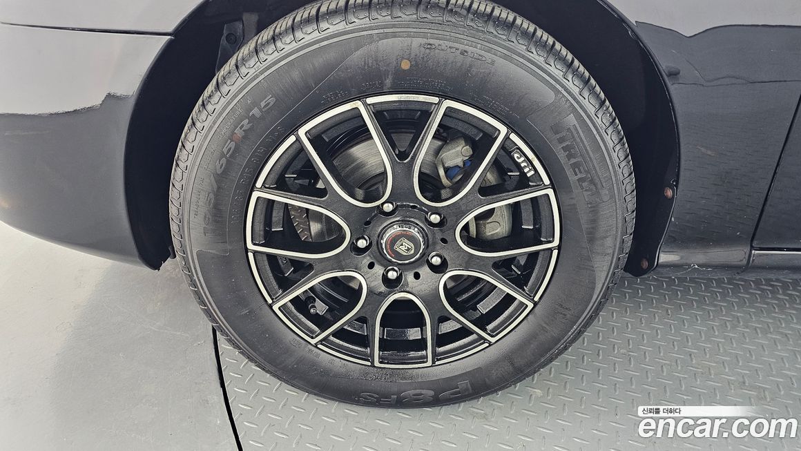 Hyundai AVANTE 2010