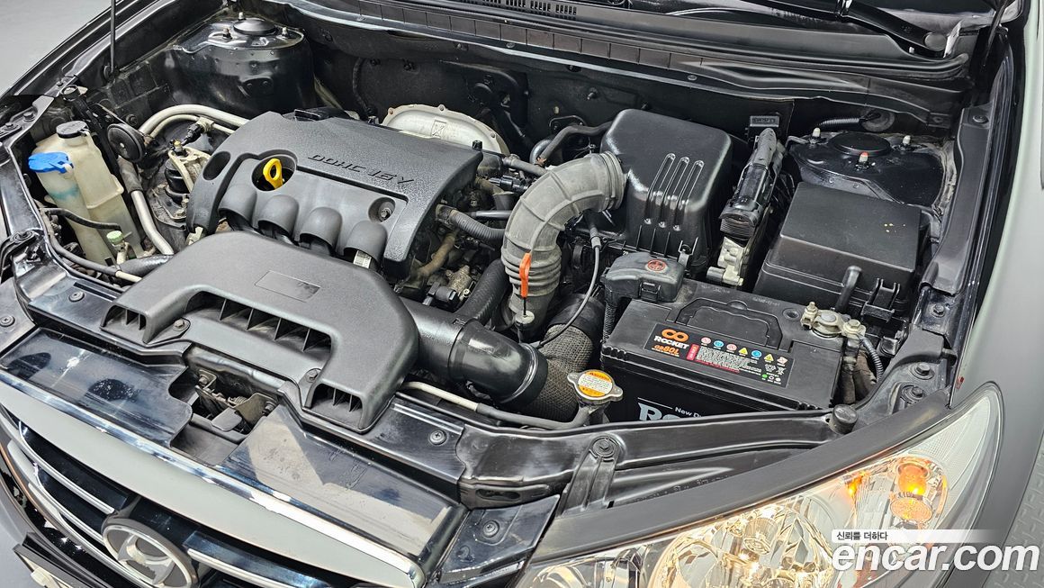 Hyundai AVANTE 2010