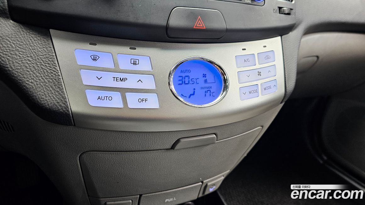 Hyundai AVANTE 2010