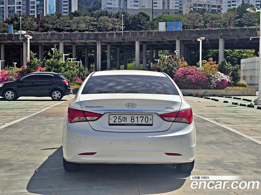Hyundai Sonata 2013
