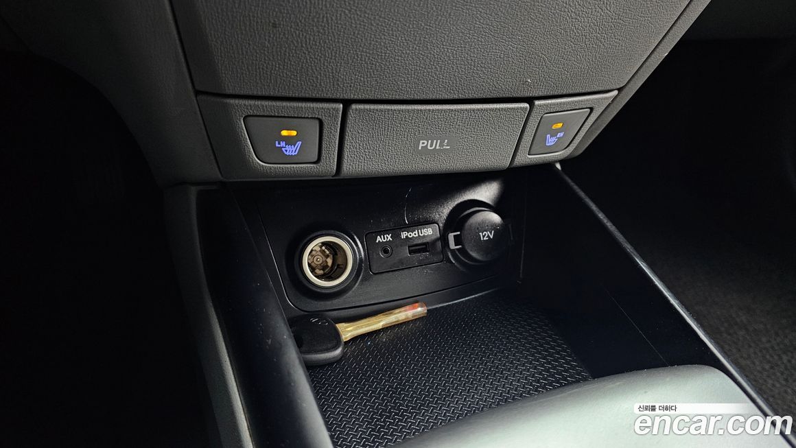 Hyundai AVANTE 2010
