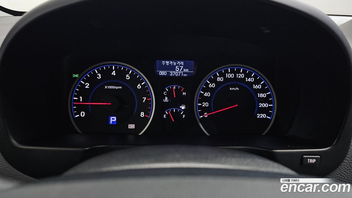 Hyundai AVANTE 2010