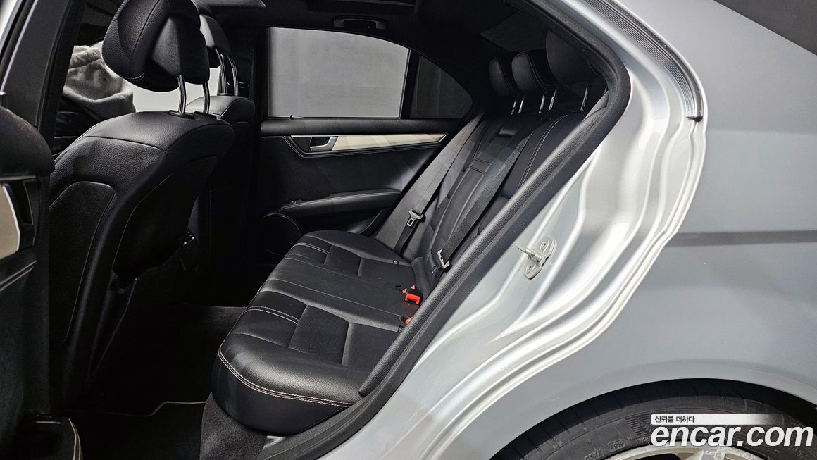 Mercedes-Benz C-Class 2013
