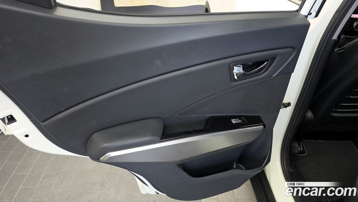 KG_Mobility_Ssangyong TIBOLI 2016