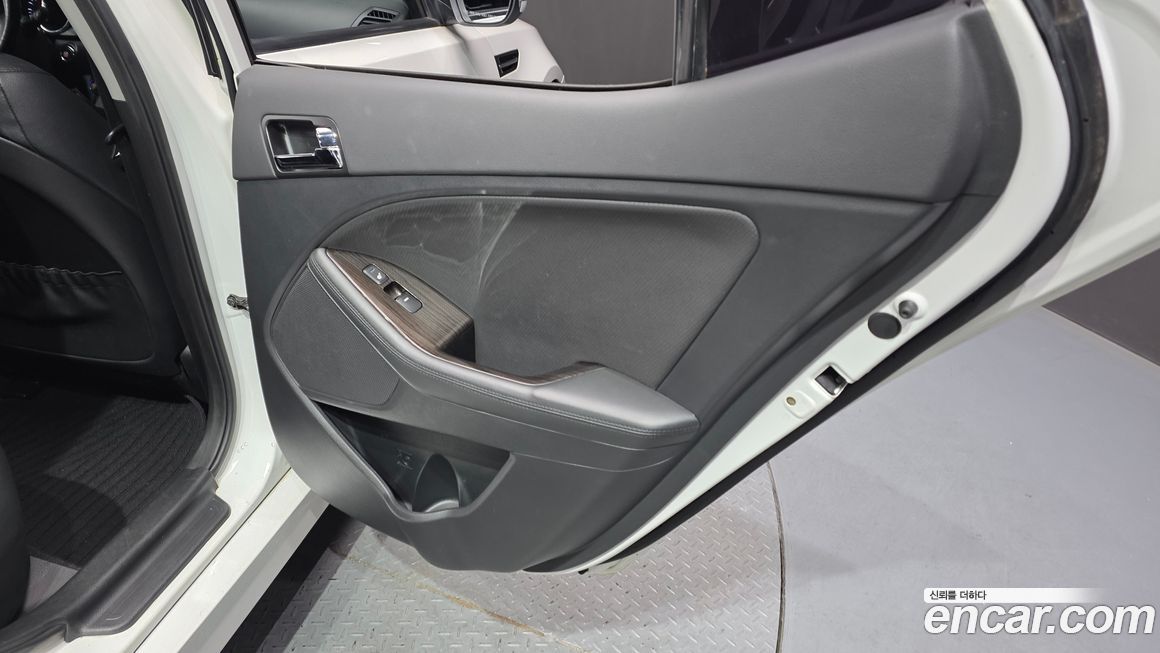 Kia K5 2013