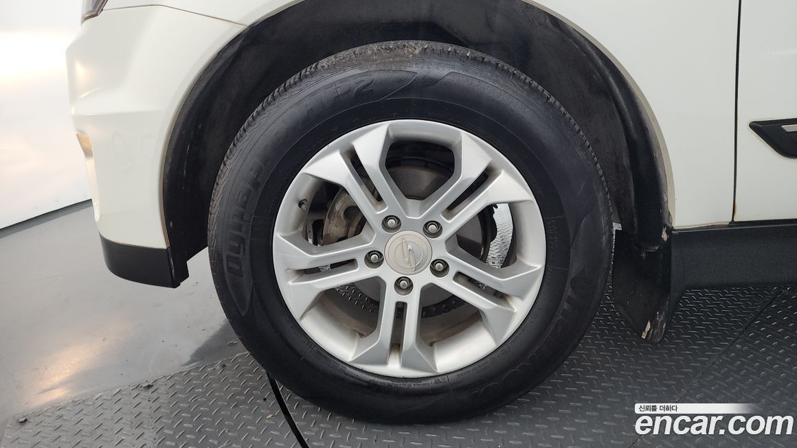 KG_Mobility_Ssangyong KORANDO 2012