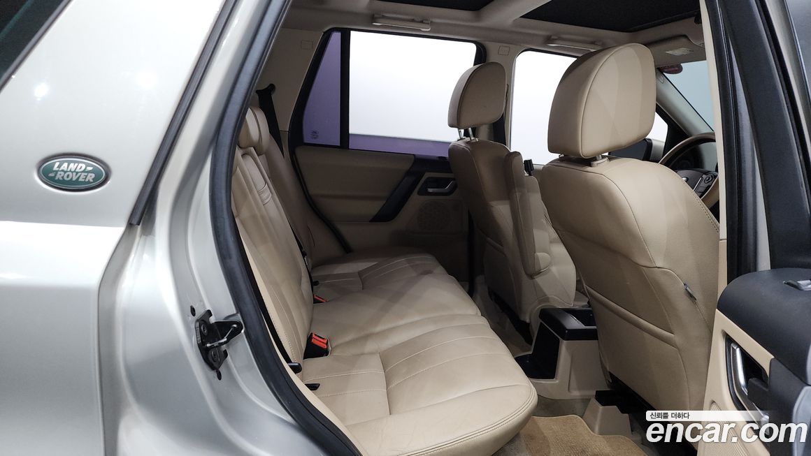Land Rover Freelander 2013