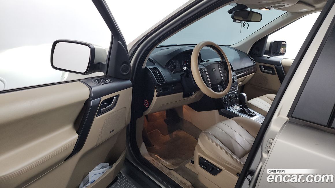 Land Rover Freelander 2013