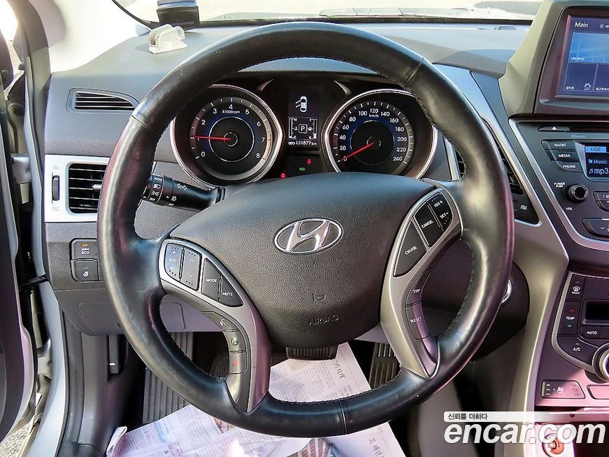 Hyundai AVANTE 2014