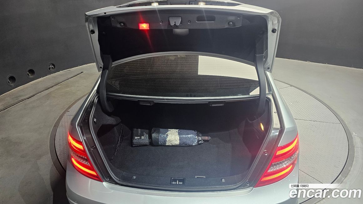Mercedes-Benz C-Class 2013