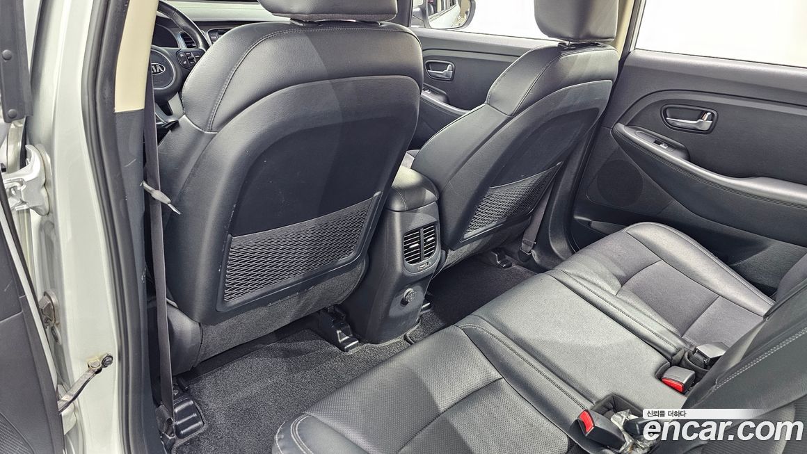 Kia Carens 2017