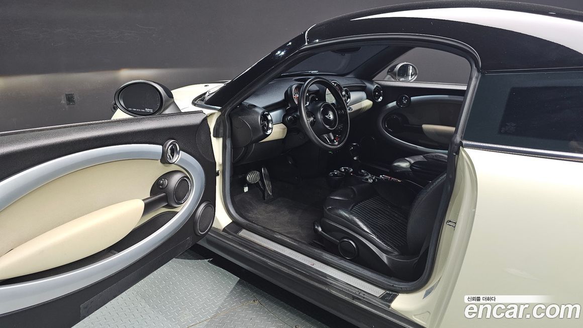 Mini Coupe 2012