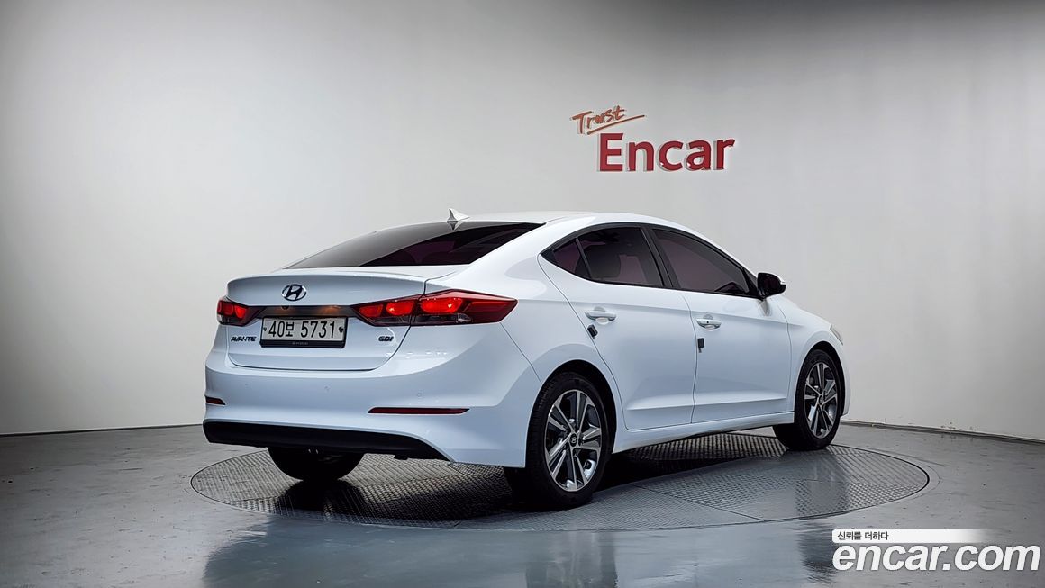 Hyundai AVANTE 2017