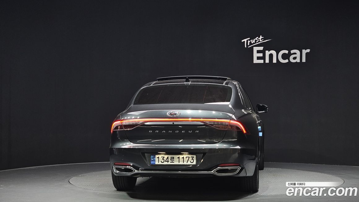 Hyundai Grandeur 2021