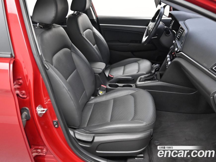 Hyundai AVANTE 2019