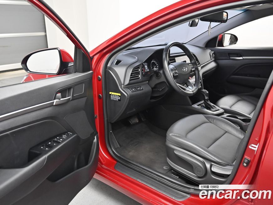 Hyundai AVANTE 2019