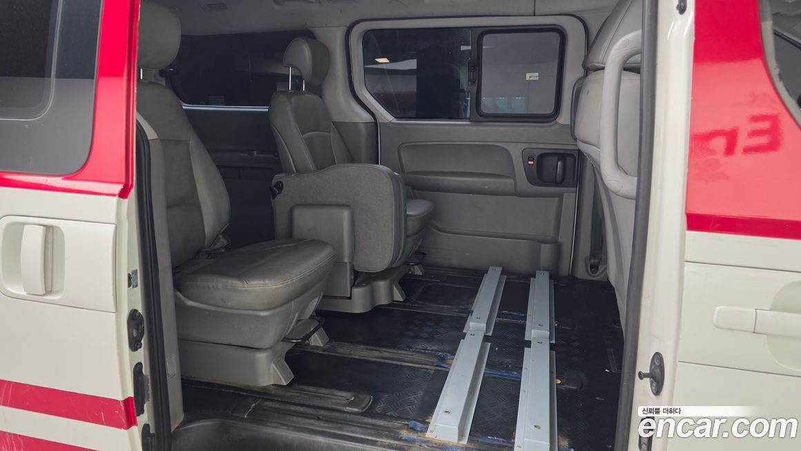 Hyundai Starex 2016