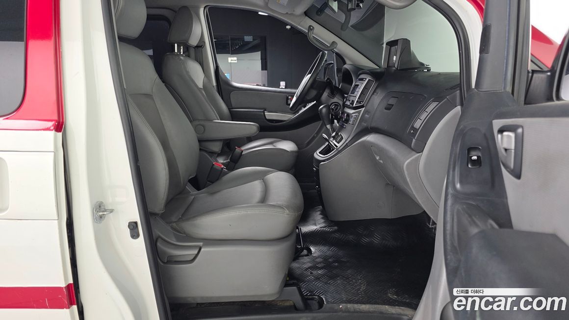 Hyundai Starex 2016