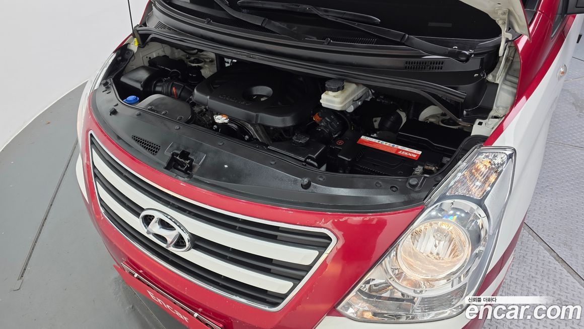 Hyundai Starex 2016