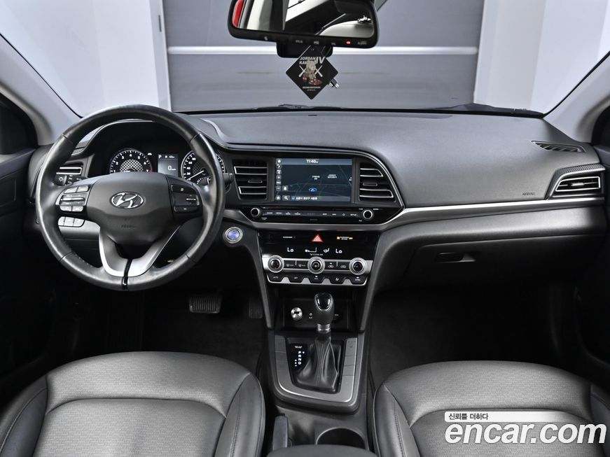 Hyundai AVANTE 2019