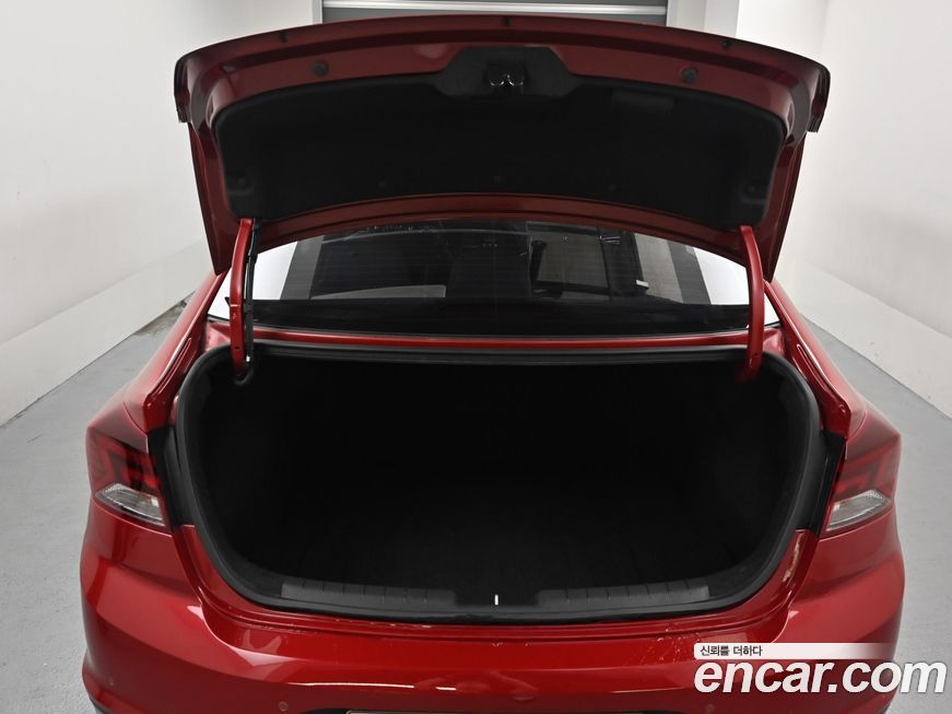 Hyundai AVANTE 2019