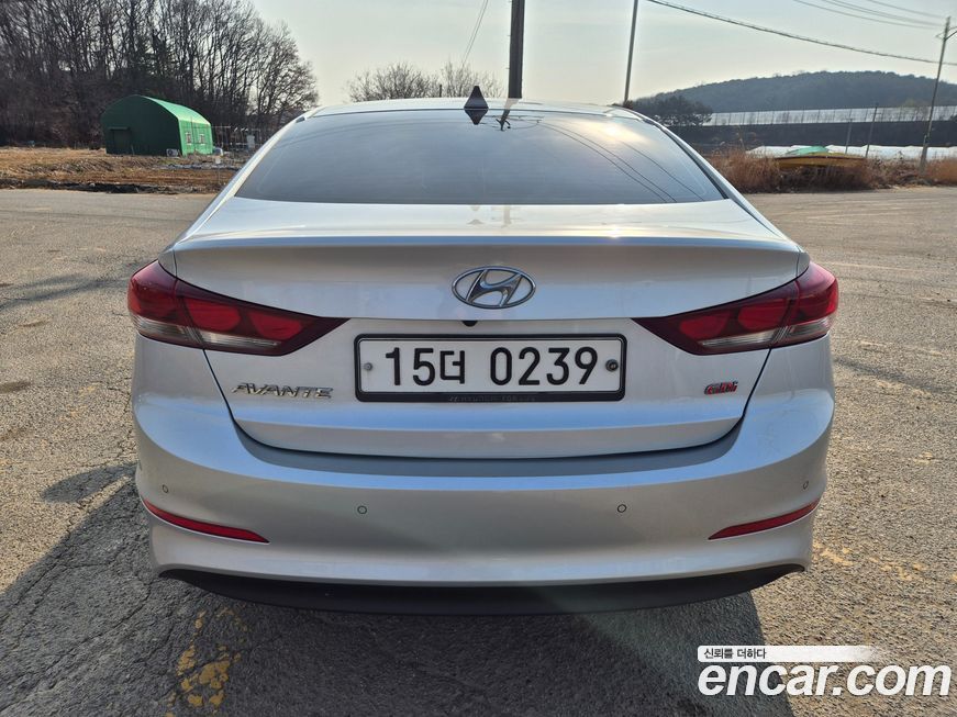 Hyundai AVANTE 2016