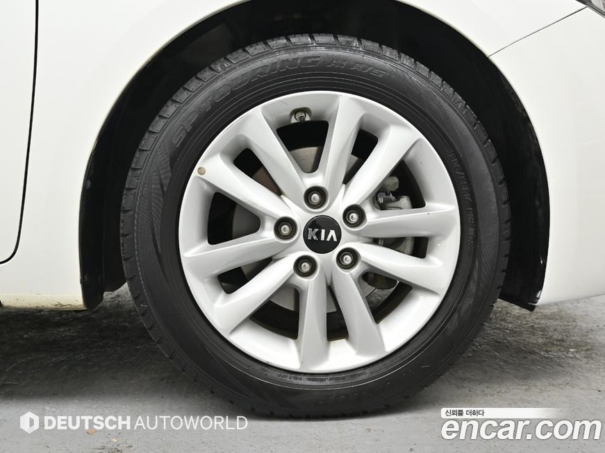 Kia K3 2016
