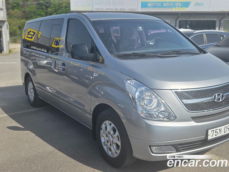 Hyundai Starex 2015