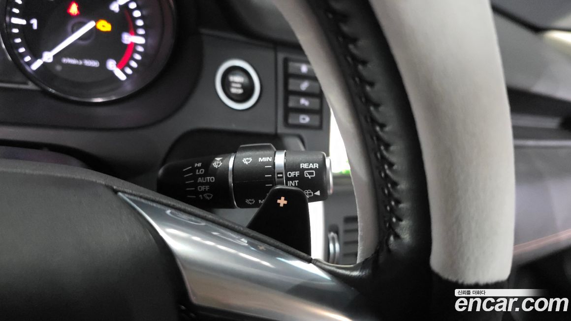 Land Rover Discovery Sport 2015