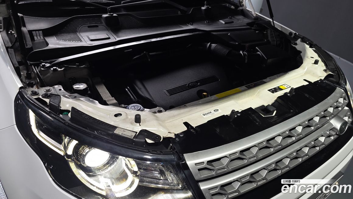 Land Rover Discovery Sport 2015