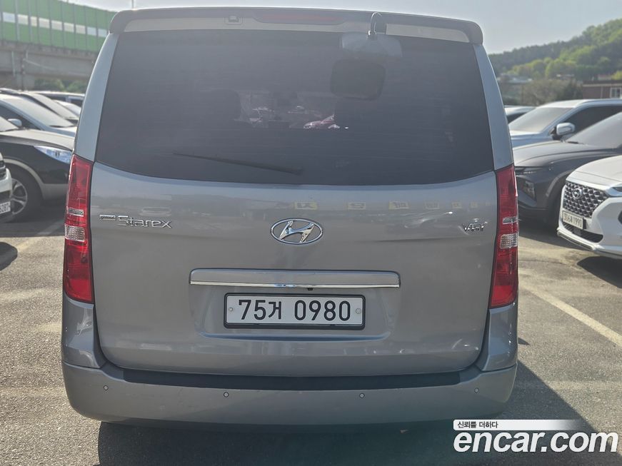 Hyundai Starex 2015