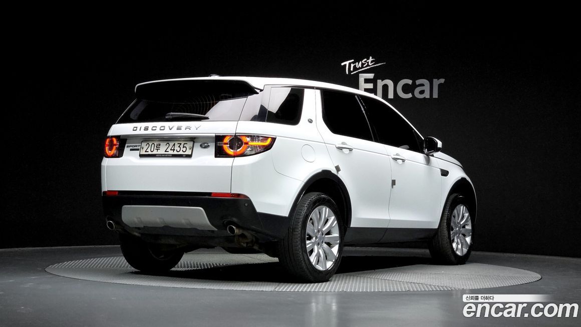 Land Rover Discovery Sport 2015