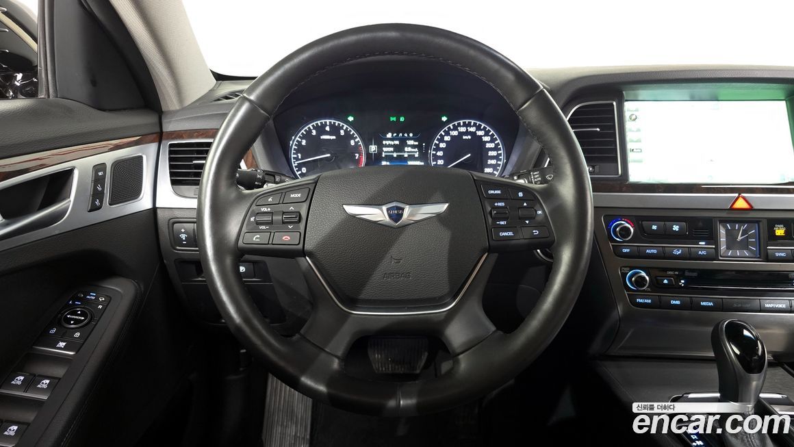 Hyundai Genesis 2016