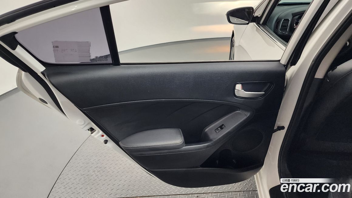 Kia K3 2018