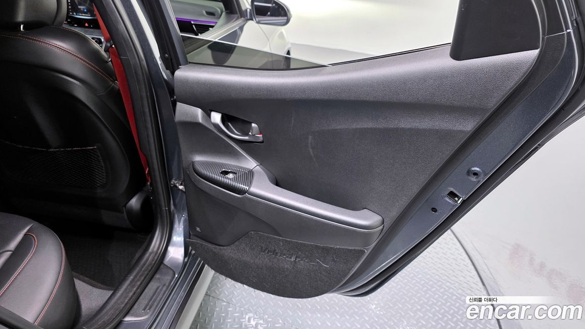 Hyundai Veloster 2020