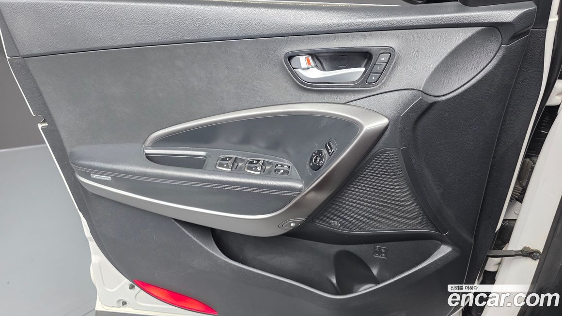 Hyundai Santafe 2016